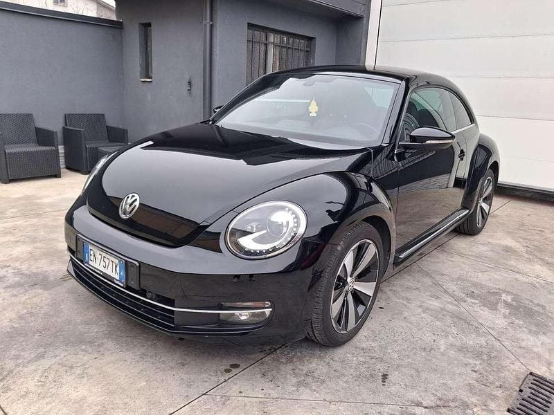 Usata VW Beetle Sportline 140 CV (102 kW) 2012 Nero Utilitaria