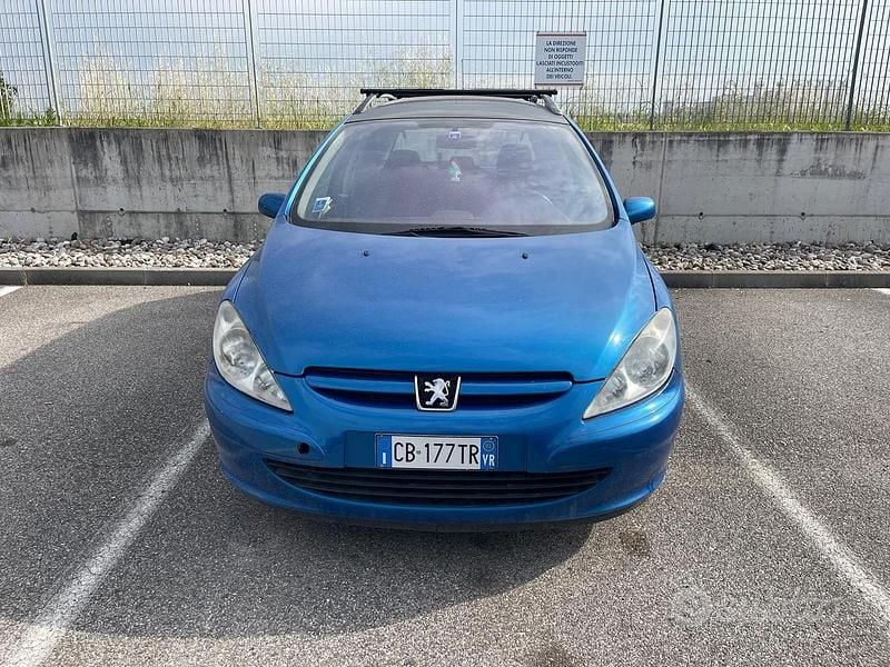 Usata Peugeot 306 110 CV (80 kW) 2002 Blu Station wagon