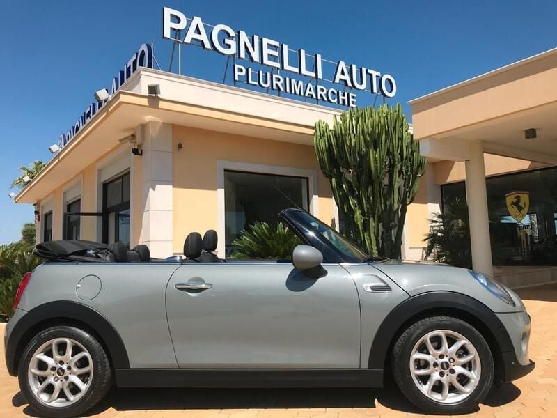 Usata Mini Cooper Cabriolet 136 CV (100 kW) 2017 Grigio Cabrio