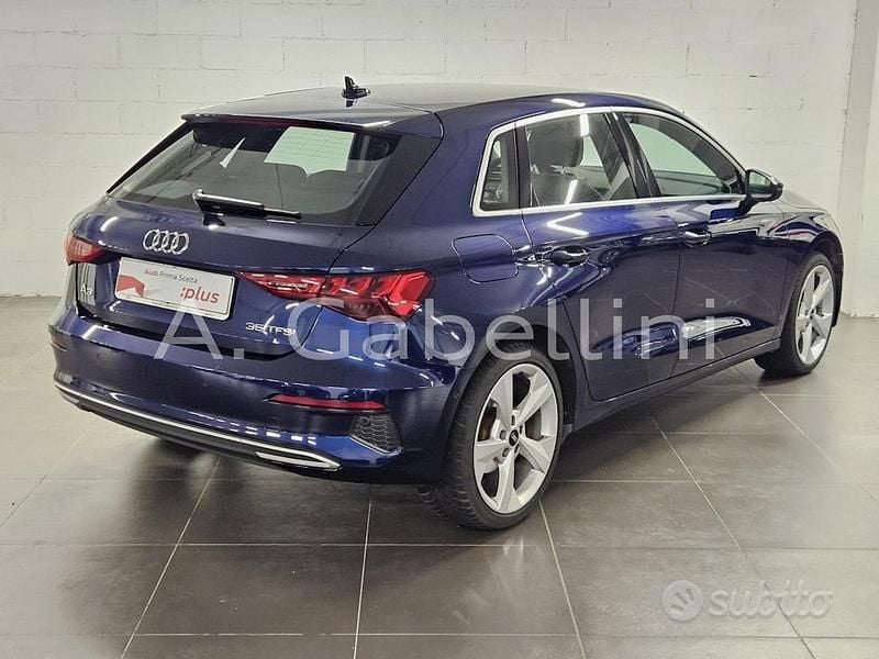 Usata Audi A3 Advanced 150 CV (110 kW) 2021 Blu Berlina
