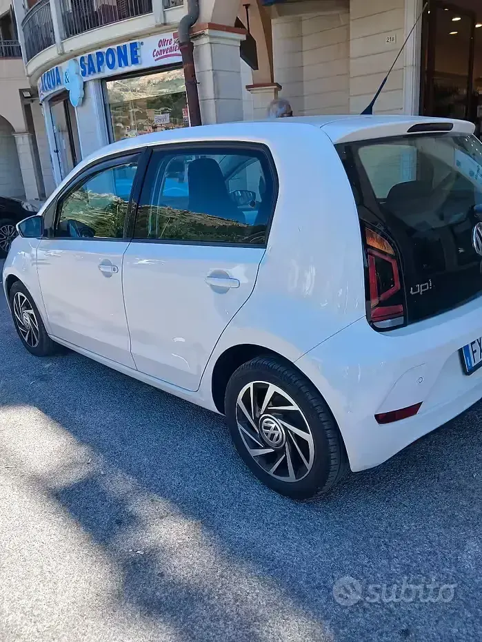Usata VW up! 60 CV (44 kW) 2019 Bianco Utilitaria