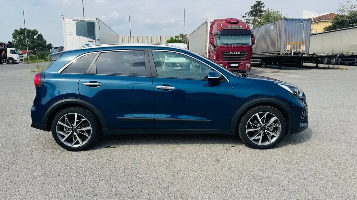 Occasion Kia Niro Urban 104 PK (76 kW) 2020 Blauw SUV