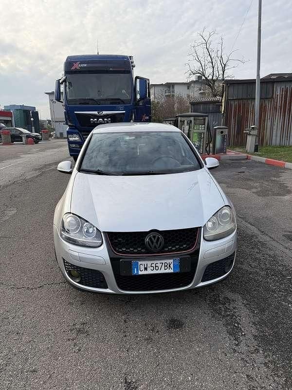 Usata VW Golf V GTI 200 CV (147 kW) 2007 Berlina