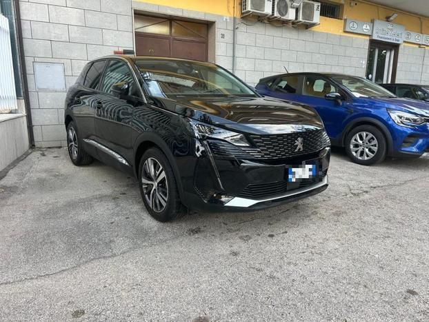 Usata Peugeot 3008 Allure 131 CV (96 kW) 2021 Nero metallizzato SUV