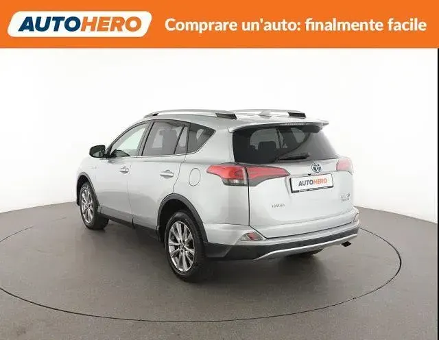 Usata Toyota RAV4 Hybrid Lounge 155 CV (114 kW) 2016 Grigio SUV
