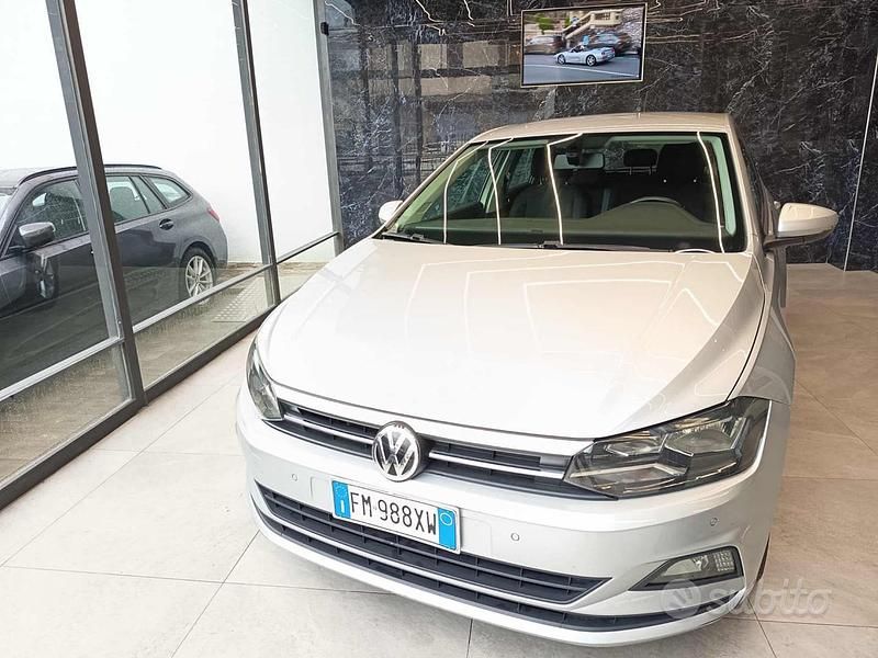 Usata VW Polo Highline 90 CV (66 kW) 2018 Grigio Utilitaria