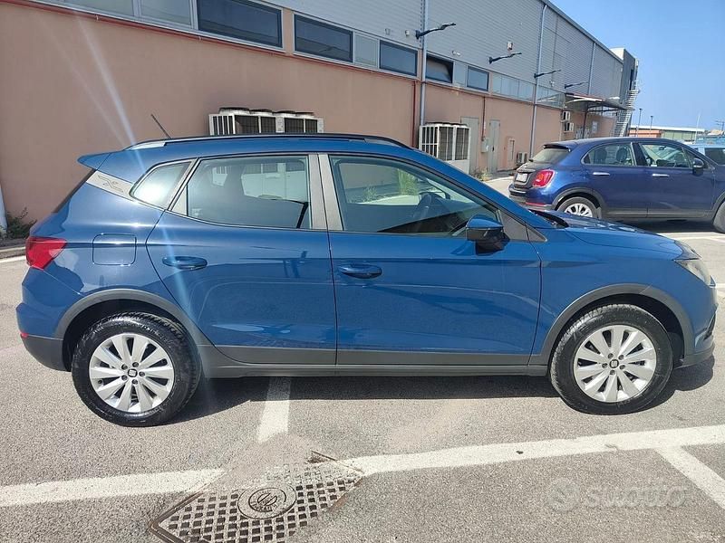 Usata Seat Arona Style 95 CV (69 kW) 2018 Blu SUV