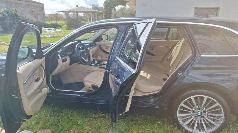Usata BMW 320 Luxury Line 190 CV (139 kW) 2016 Station wagon