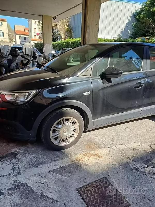 Usata Opel Crossland 2021 Nero SUV