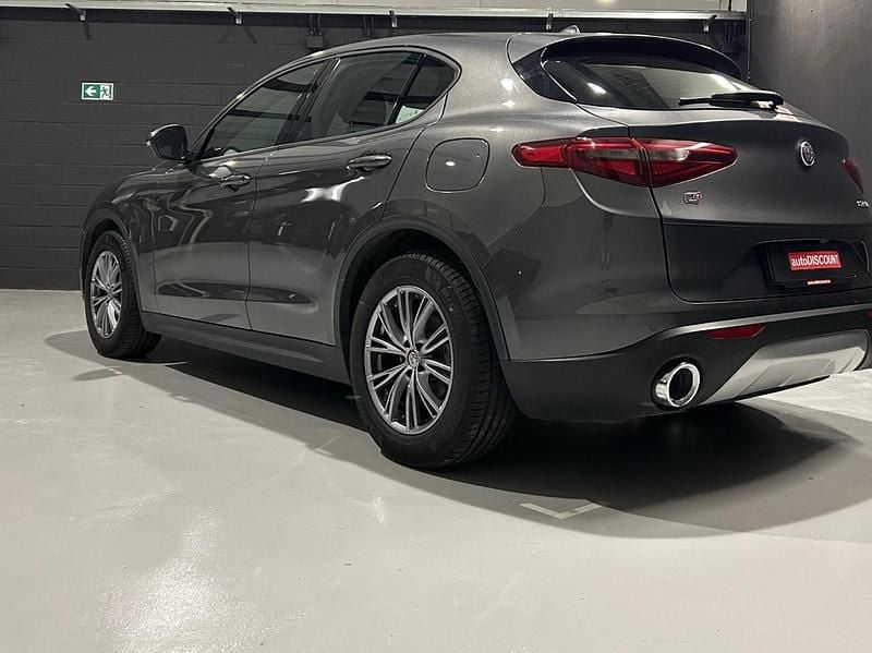 Usata Alfa Romeo Stelvio Business 190 CV (139 kW) 2021 Grigio SUV