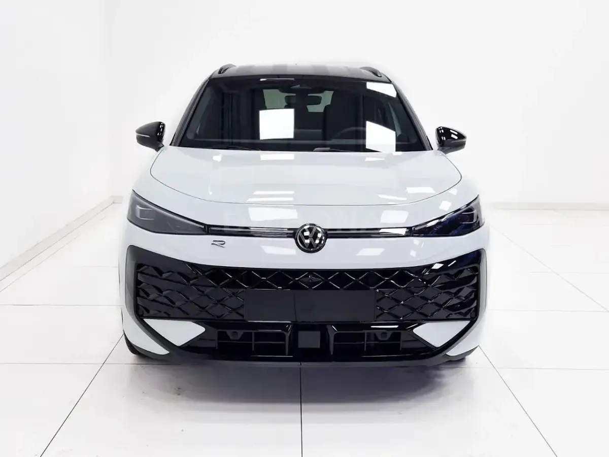 Nuova VW T-Roc R-line 149 CV (109 kW) 2025 SUV
