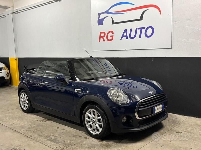 Usata Mini Cooper Cabriolet 135 CV (99 kW) 2016 Blu Cabrio