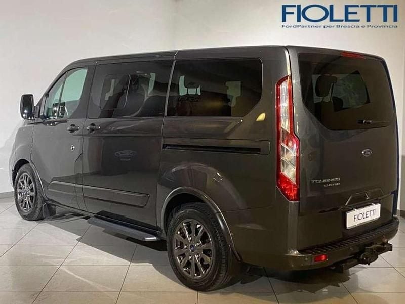 Usata Ford Tourneo Titanium 131 CV (96 kW) 2023 Other Monovolume