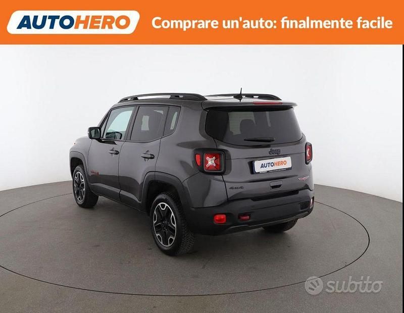 Usata Jeep Renegade Trailhawk 170 CV (125 kW) 2018 Grigio SUV