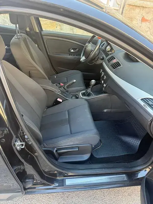 Usata Renault Mégane Dynamique 110 CV (80 kW) 2009 Nero Berlina