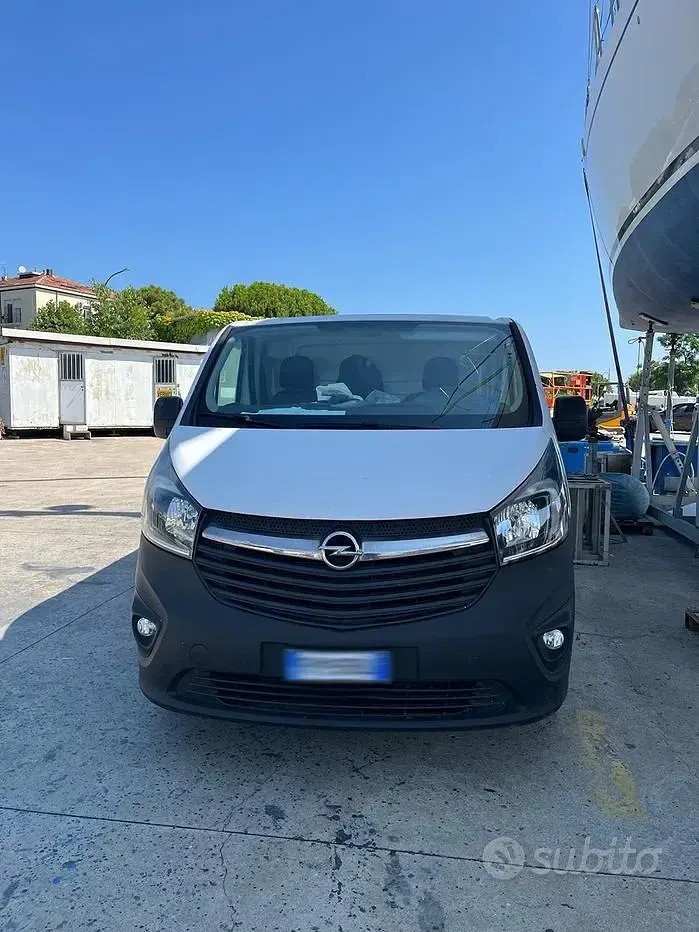 Usata Opel Vivaro 121 CV (88 kW) 2017 Monovolume