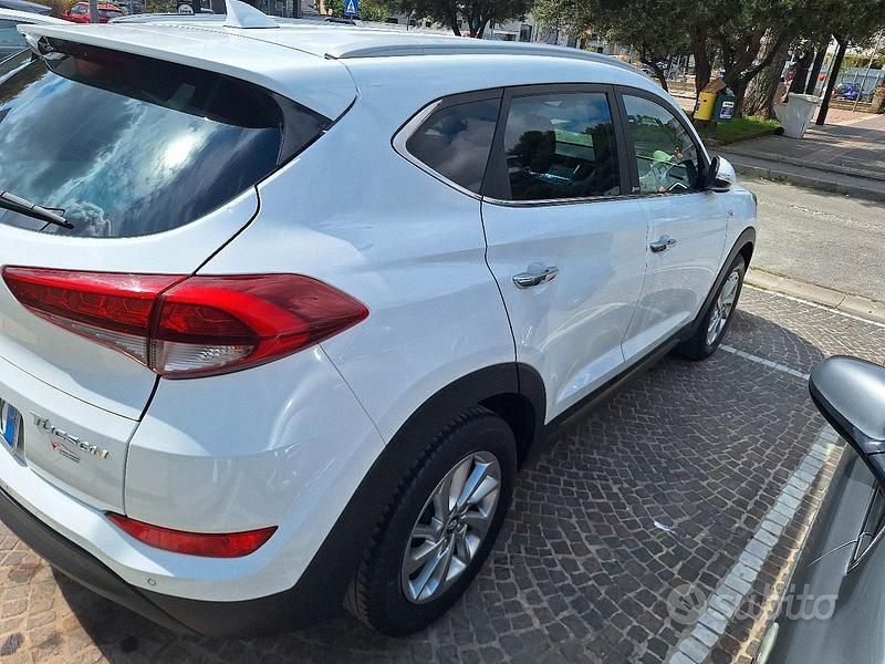 Usata Hyundai Tucson 136 CV (100 kW) 2017 Bianco SUV