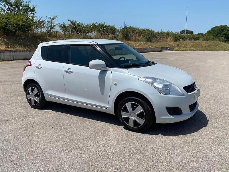 Usata Suzuki Swift GL 94 CV (69 kW) 2011 Bianco Berlina