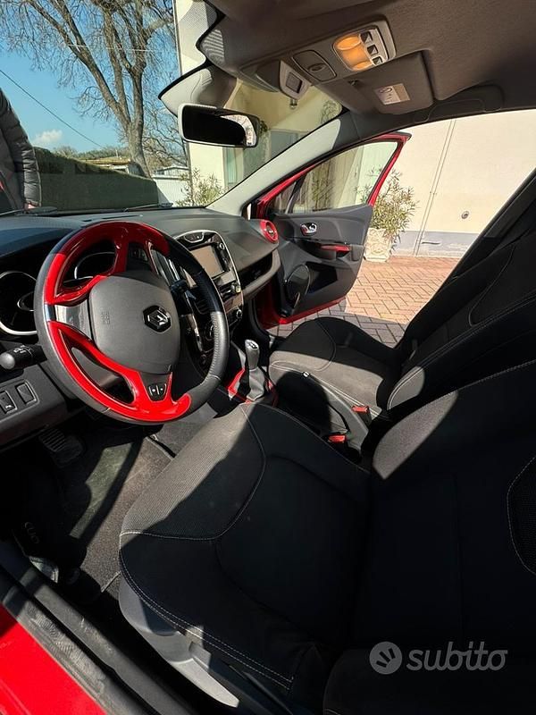 Usata Renault Clio IV 75 CV (55 kW) 2013 Rosso Berlina