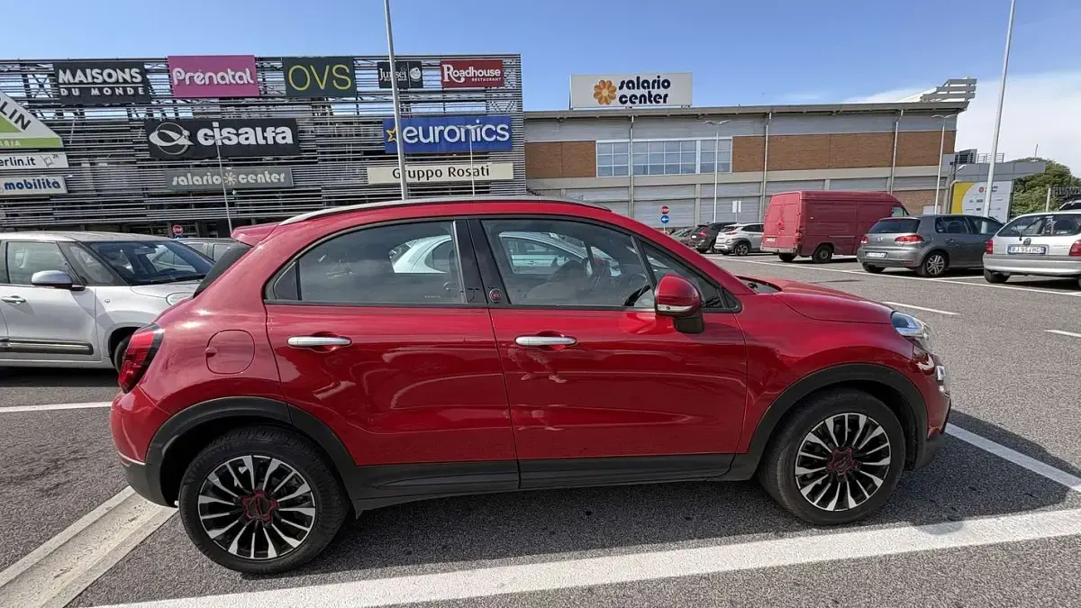 Usata Fiat 500X Red 131 CV (96 kW) 2022 Rosso SUV