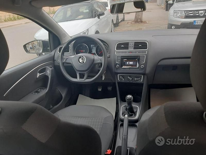 Usata VW Polo Comfortline 85 CV (62 kW) 2015 Grigio Berlina