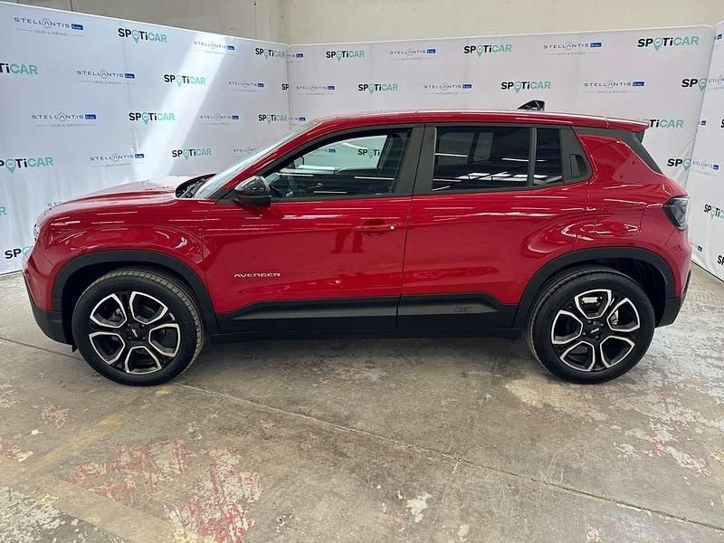 Usata Jeep Avenger Summit 101 CV (74 kW) 2024 Rosso SUV