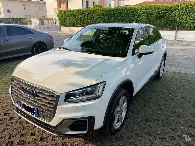 Bianco Usata 2017 Audi Q2 Ambiente SUV | 14.500 € (Ottimo prezzo) - Immagine 1/4
