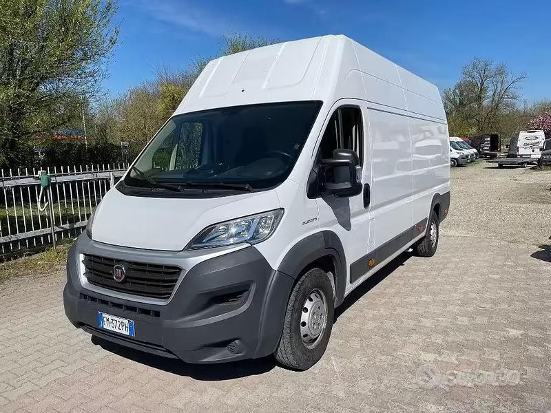 Usata Fiat Ducato 33 131 CV (96 kW) 2017 Bianco pastello Furgone
