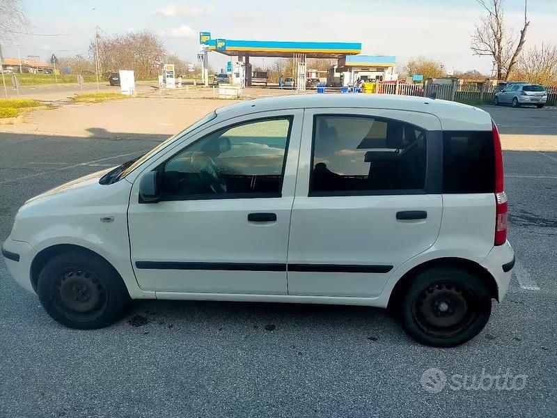 Usata Fiat Panda 70 CV (51 kW) 2010 Grigio Utilitaria