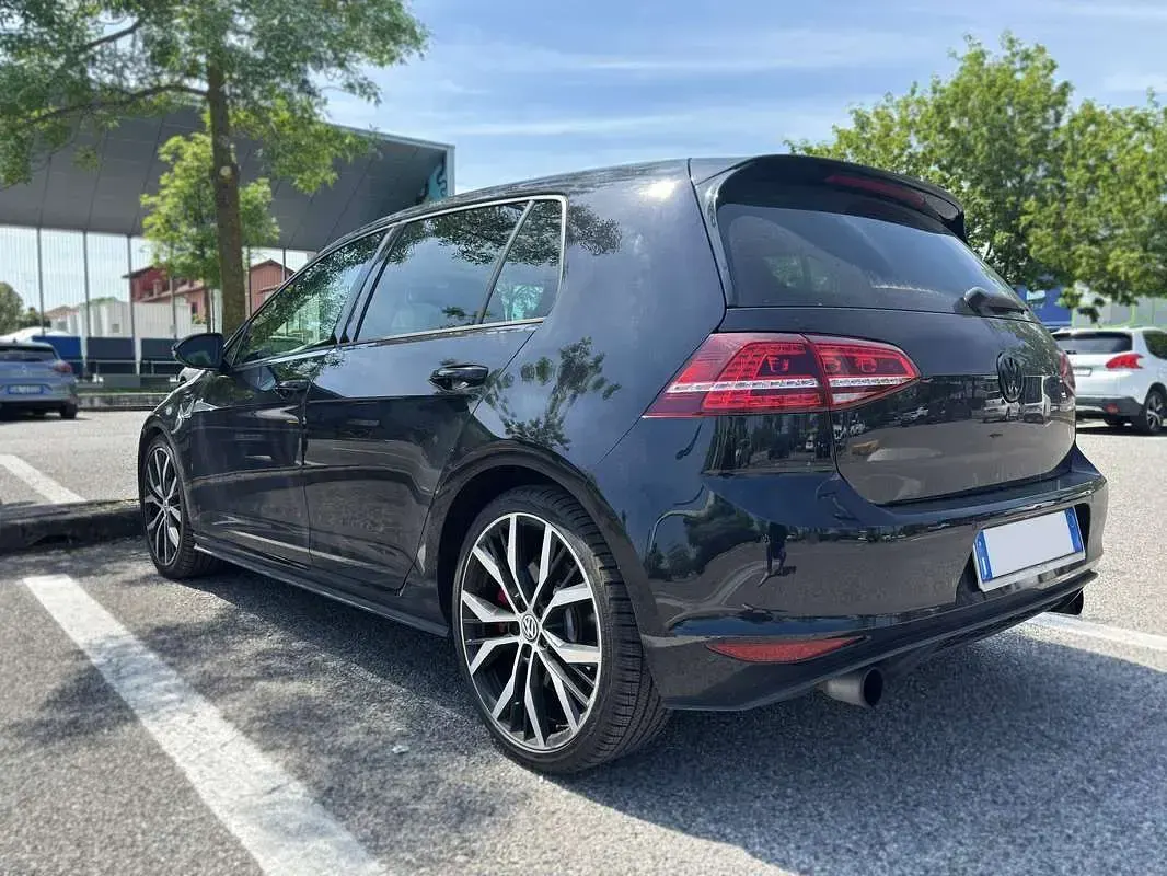 Usata VW Golf VII GTI 230 CV (169 kW) 2015 Nero Berlina