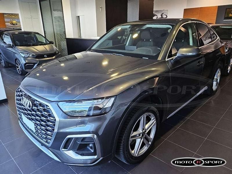 Grigio Usata 2021 Audi Q5 S-Line SUV | 36.900 € (Buon prezzo) - Immagine 1/4
