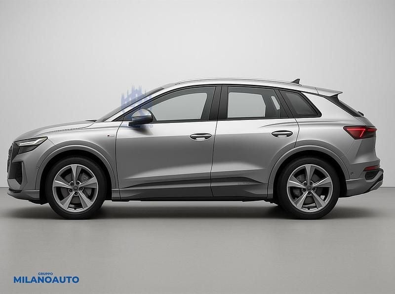 Occasion Audi Q4 e-tron S-Line 210 kW (286 PK) 2025 Zilver SUV