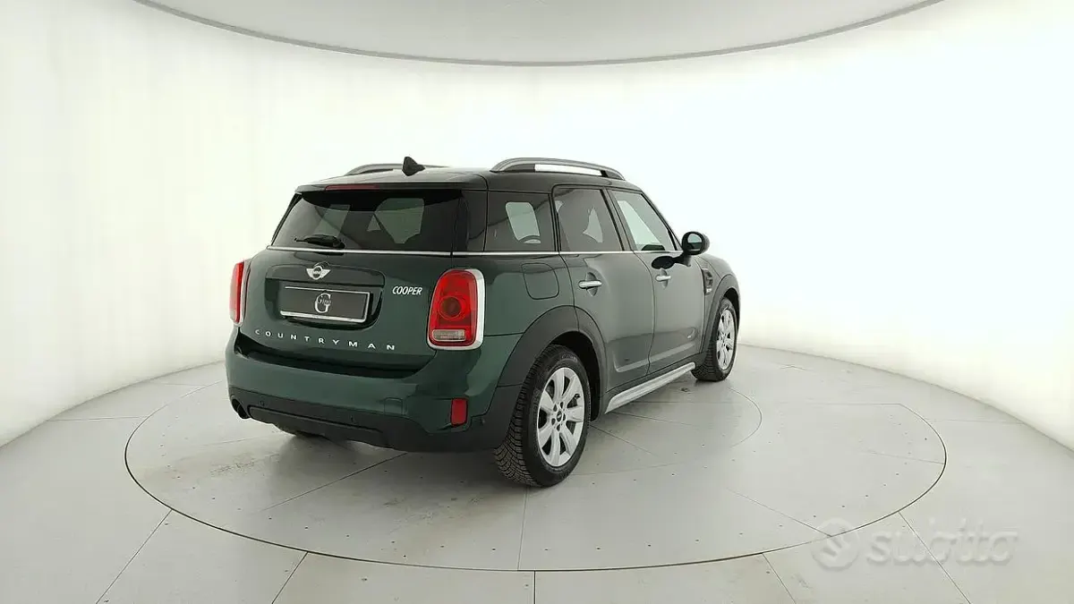 Usata Mini Countryman 136 CV (100 kW) 2017 Verde SUV