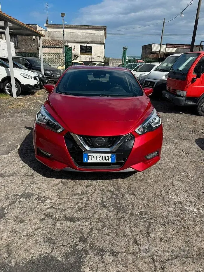 Usata Nissan Micra N-Connecta 90 CV (66 kW) 2018 Rosso Utilitaria