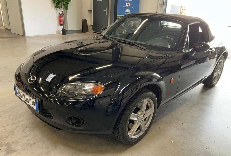 Usata Mazda MX5 126 CV (92 kW) 2007 Marrone Cabrio