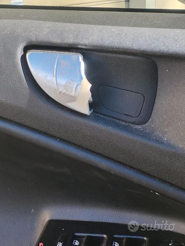 Usata Alfa Romeo Giulietta 105 CV (77 kW) 2013 Nero Utilitaria