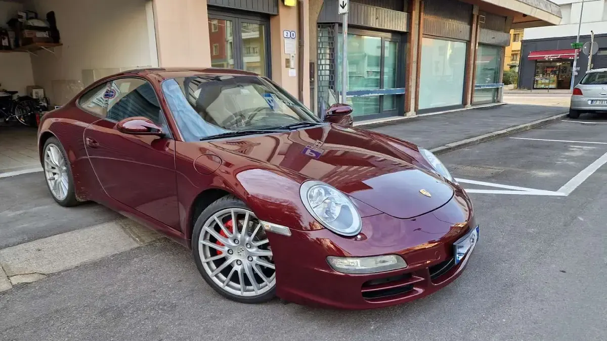 Usata Porsche 911 Carrera S 355 CV (261 kW) 2005 Coupé