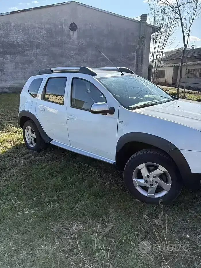 Usata Dacia Duster 110 CV (80 kW) 2010 Bianco SUV