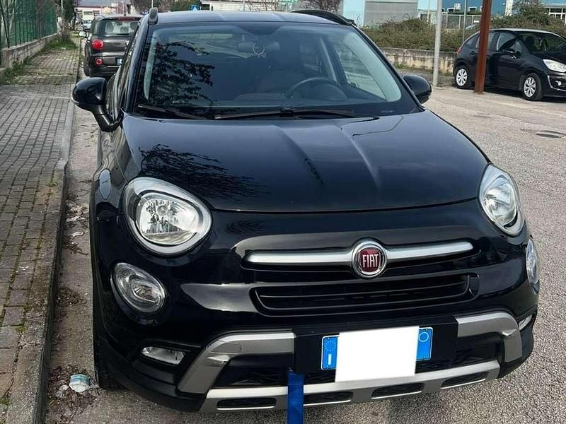 Usata Fiat 500 Cross 95 CV (69 kW) 2017 Nero Station wagon
