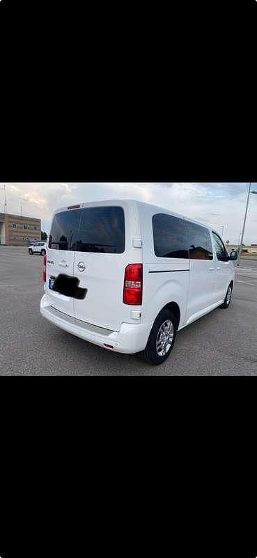 Usata Opel Zafira Life Business 145 CV (106 kW) 2021 Monovolume