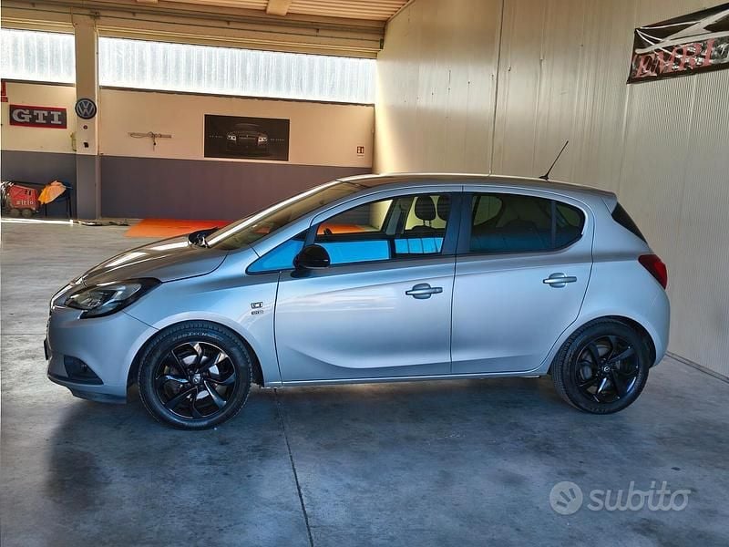 Usado Opel Corsa 90 HP (66 kW) 2019 Cinzento Citadino