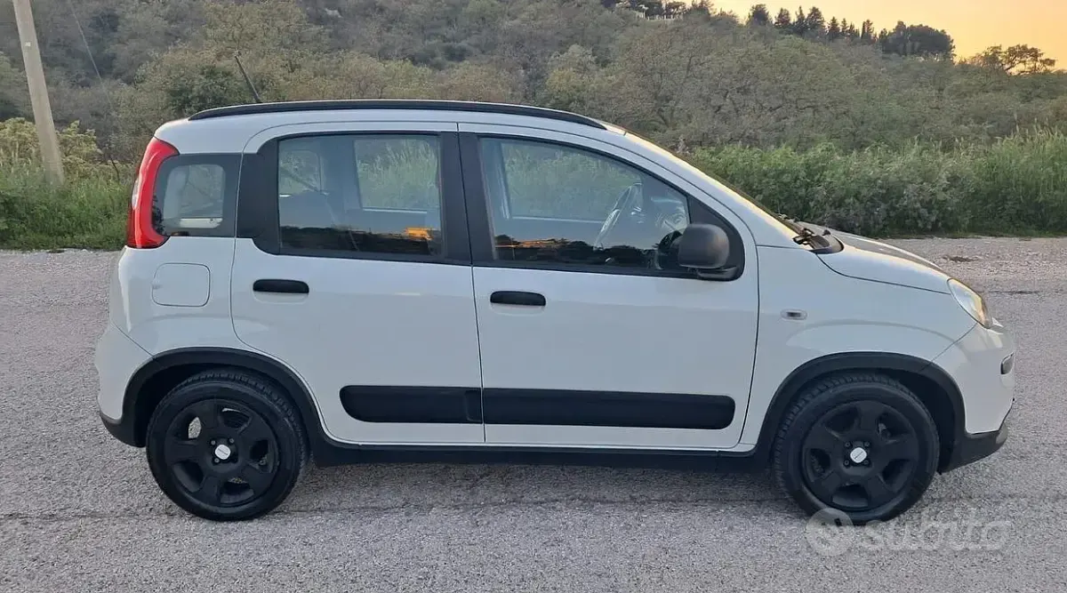 Usata Fiat Panda City Life 69 CV (50 kW) 2021 Bianco Utilitaria