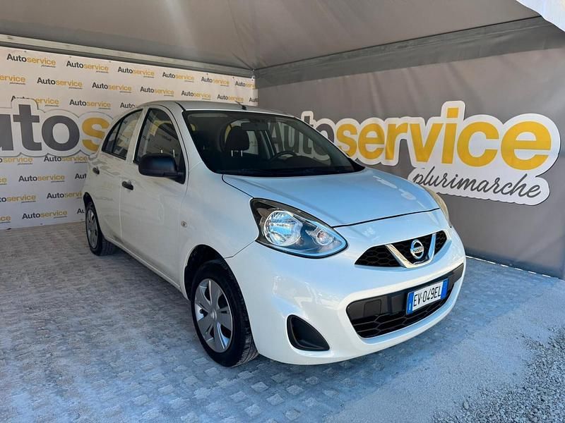 Usata Nissan Micra Tekna 80 CV (58 kW) 2014 Bianco Utilitaria