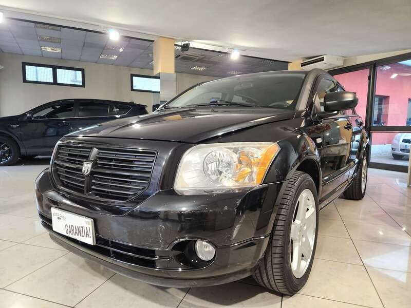 Nero Usata 2009 Dodge Caliber SUV | 3900 € (Buon prezzo) - Immagine 1/4