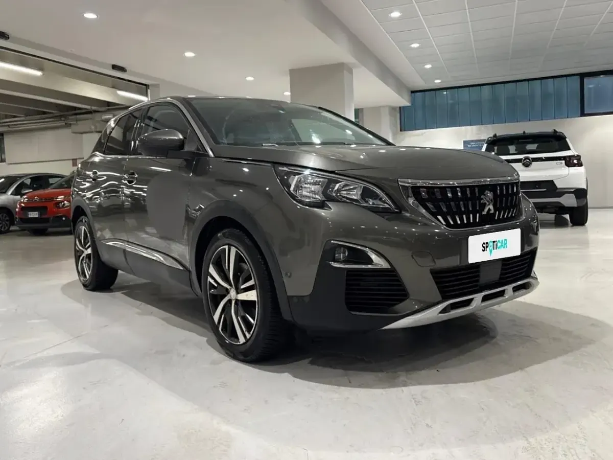 Usata Peugeot 3008 Allure 120 CV (88 kW) 2016 Grigio SUV