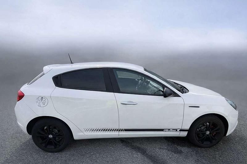 Usata Alfa Romeo Giulietta Business 120 CV (88 kW) 2017 Utilitaria