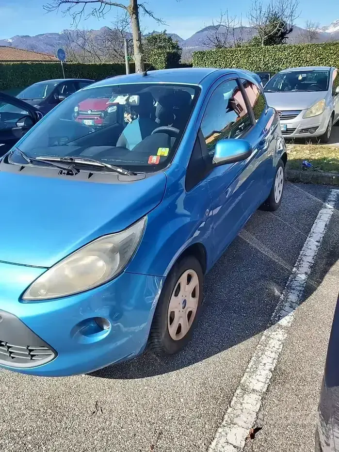 Usata Ford Ka 75 CV (55 kW) 2009 Blu Utilitaria