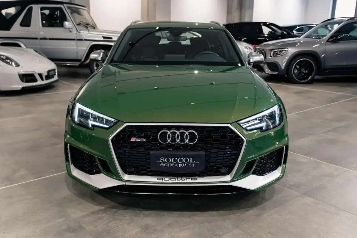 Usata Audi RS4 Ambiente 450 CV (330 kW) 2019 Verde Station wagon