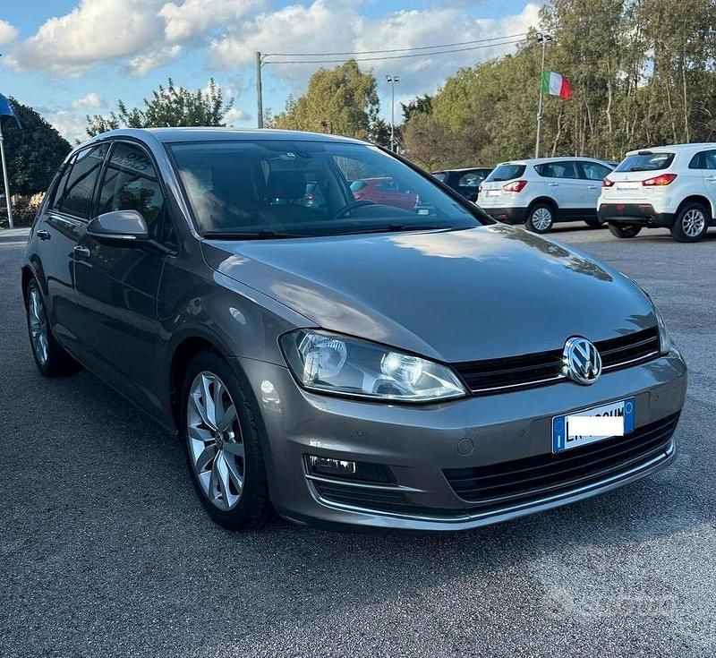 Usata VW Golf VII Highline 105 CV (77 kW) 2013 Grigio Berlina
