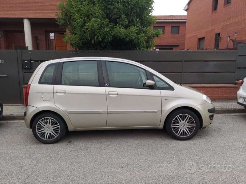 Usata Lancia Musa 95 CV (69 kW) 2007 Monovolume